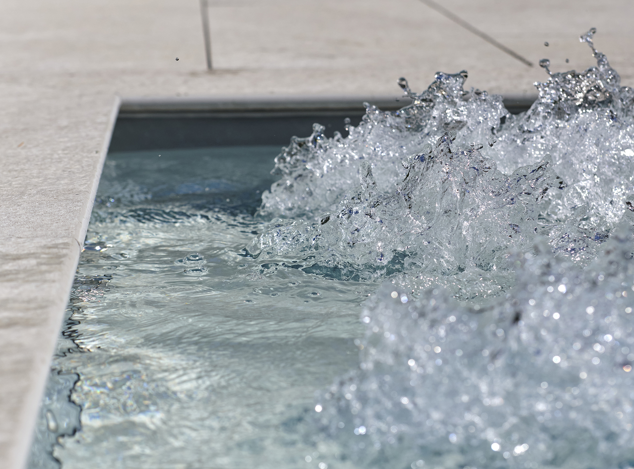 bain remous piscine bepiscines suisse