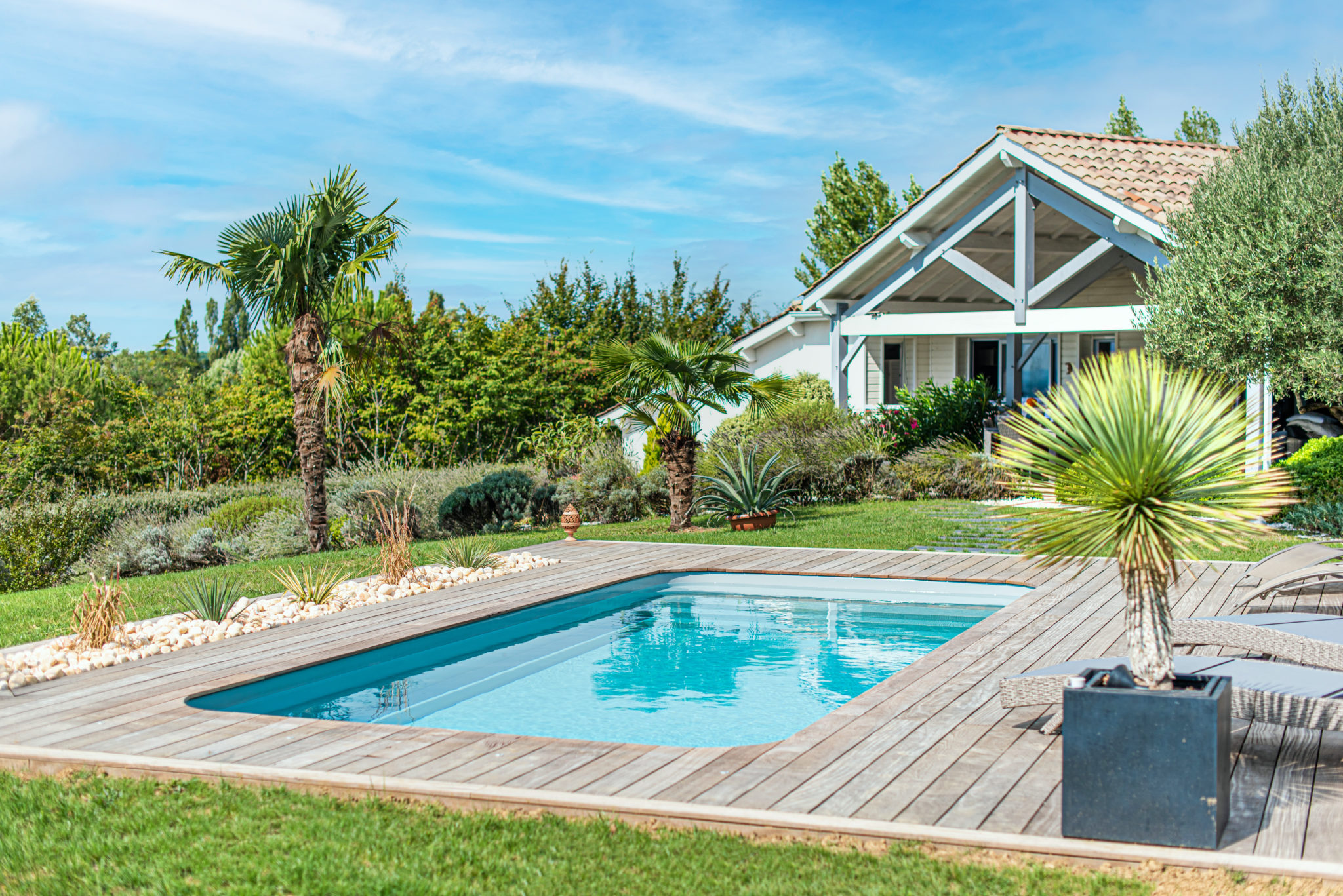 Piscine Coque de Luxe en Suisse : Qualité & Design | Be Piscines